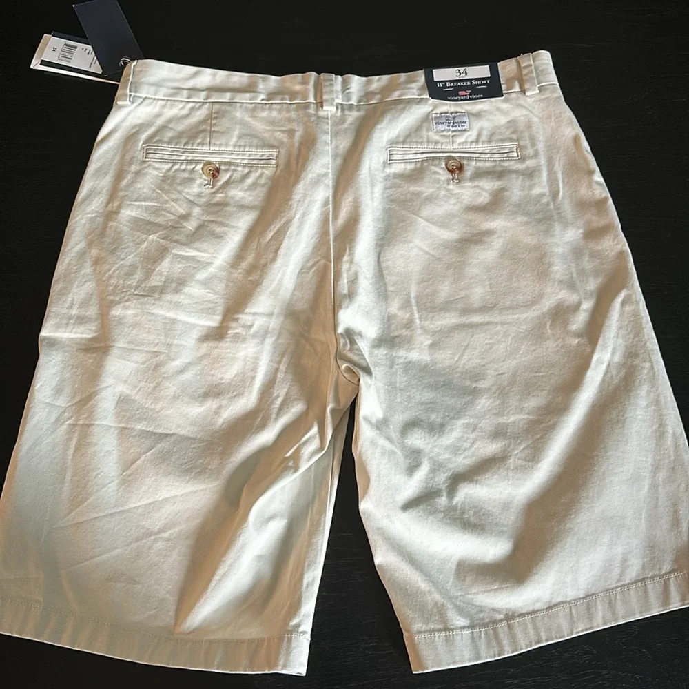 Men’s Vineyard Vines 11” Breaker Shorts - Picture 2 of 2